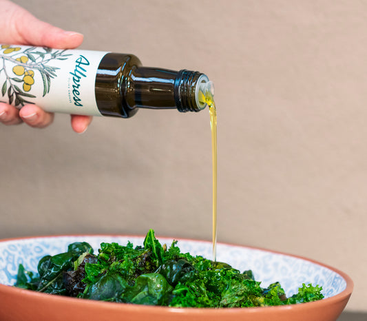 Unpacking the health benefits of extra virgin olive oil